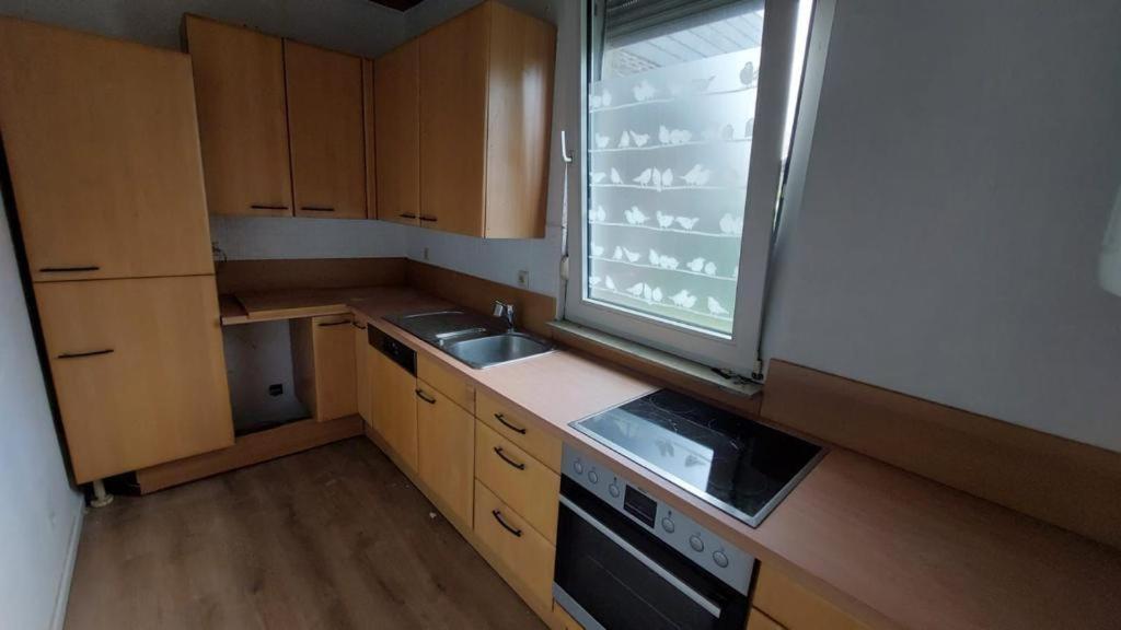 Ruhiges Zentral Gelegenes Apartment In Guetersloh Eksteriør billede